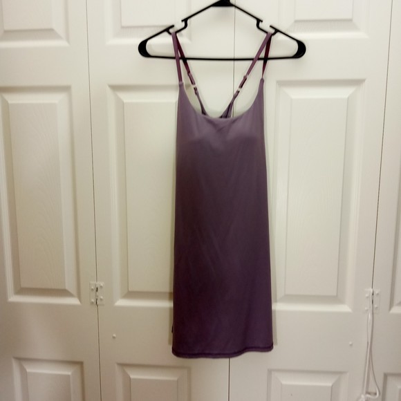 Iuga Women's Tennis Dress Workout Exercise Dress in Mauve Size Small - Picture 1 of 4